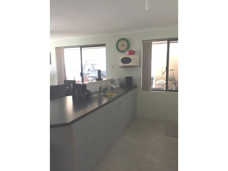 9 Sunderland Close, Greenfields WA 6210