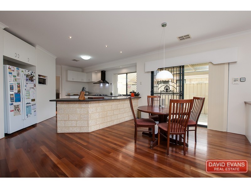 9 Stradbroke Road, Secret Harbour WA 6173