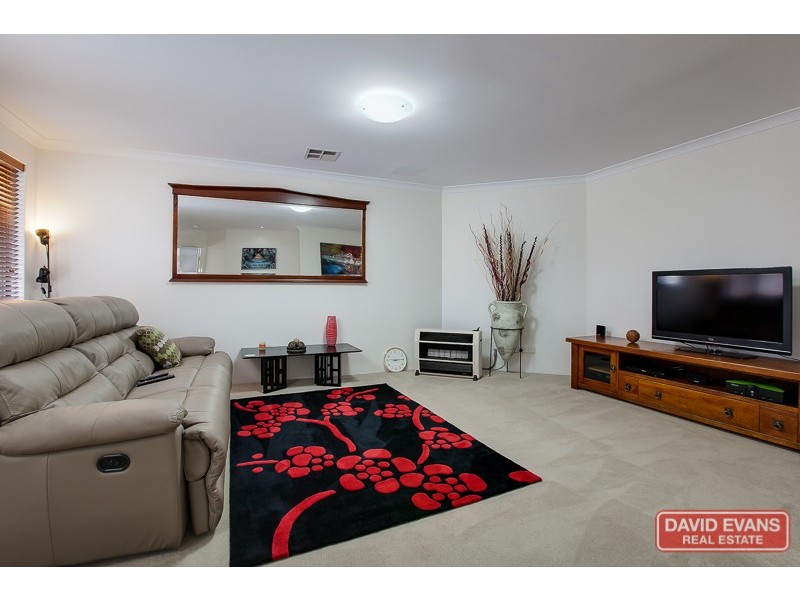 9 Stradbroke Road, Secret Harbour WA 6173