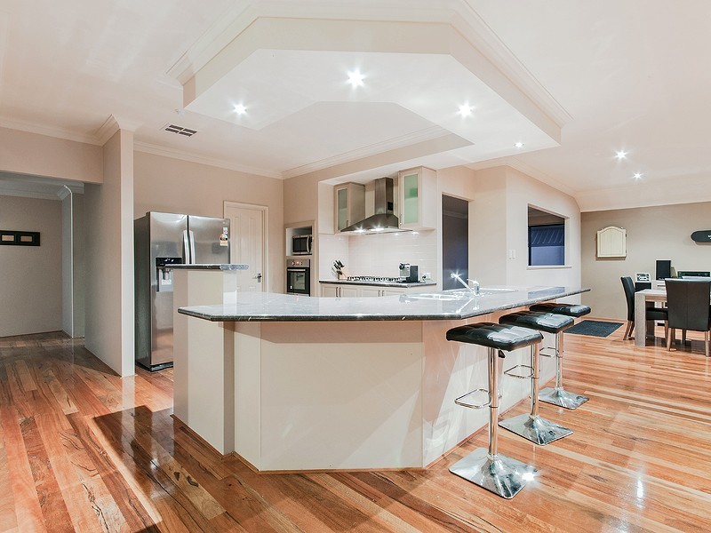 12 Merimbula Way, Secret Harbour WA 6173
