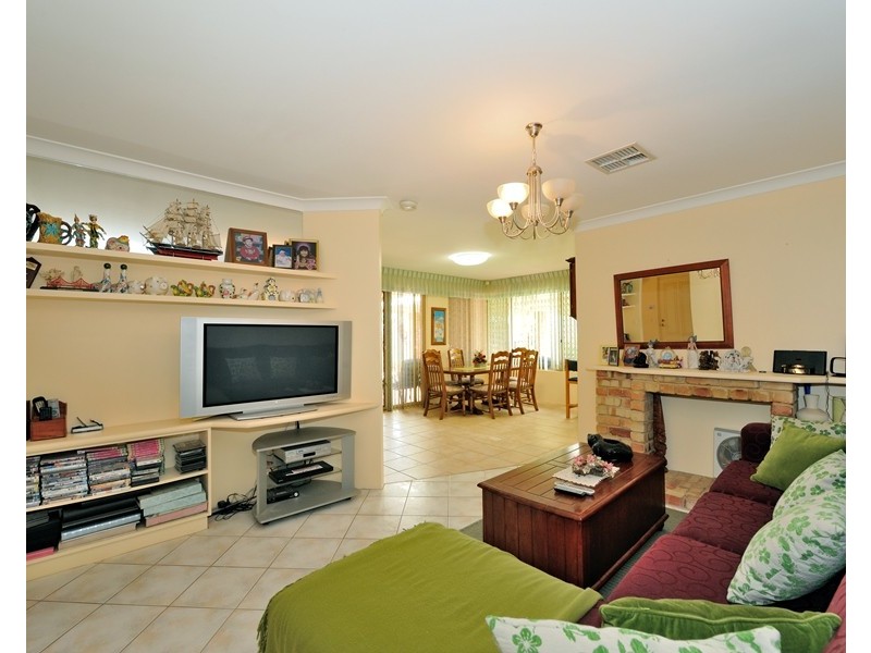 41 Burnside Way, Waikiki WA 6169