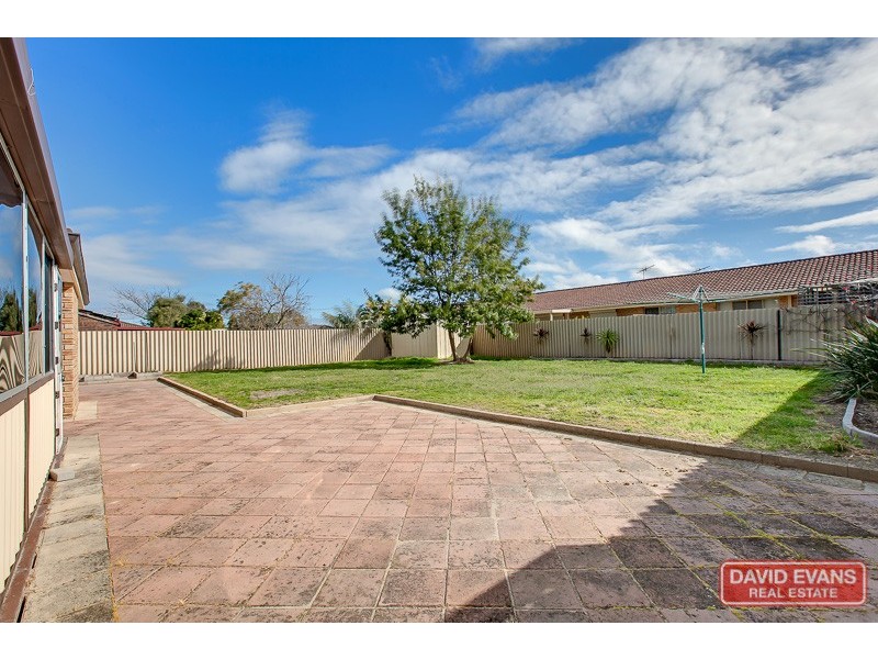 14 Jindarra Close, Cooloongup WA 6168