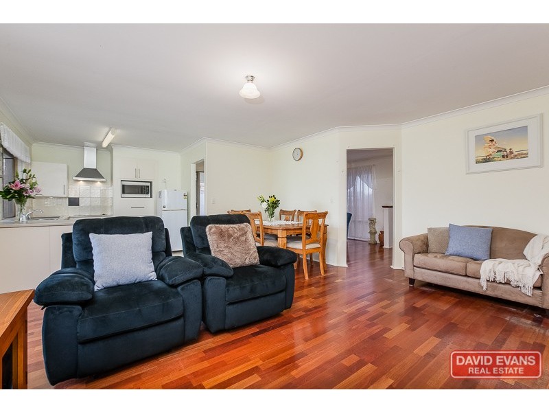 14 St Andrews Loop, Cooloongup WA 6168