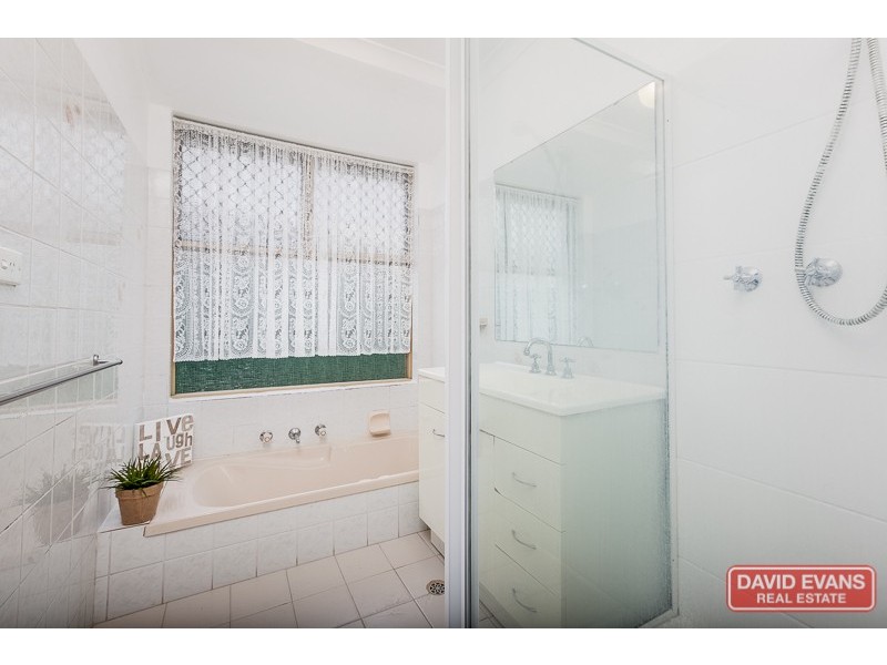 14 St Andrews Loop, Cooloongup WA 6168