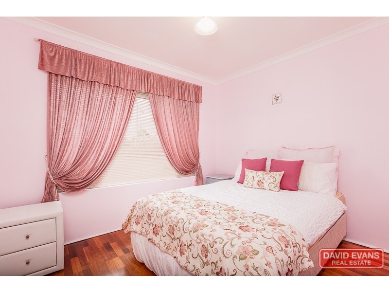 14 St Andrews Loop, Cooloongup WA 6168