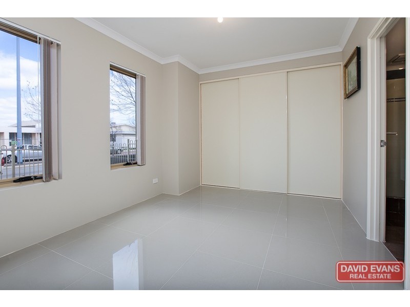 26 Emma Street, Rockingham WA 6168