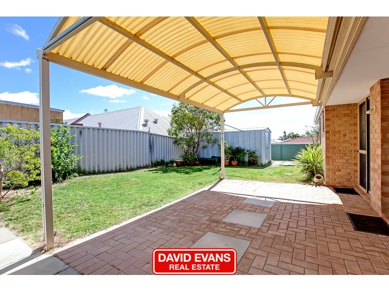 2 Zedora Loop, Port Kennedy WA 6172