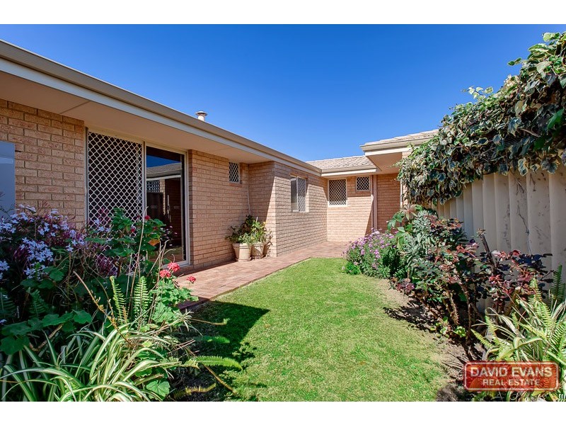 1/44 Erica Street, Coodanup WA 6210