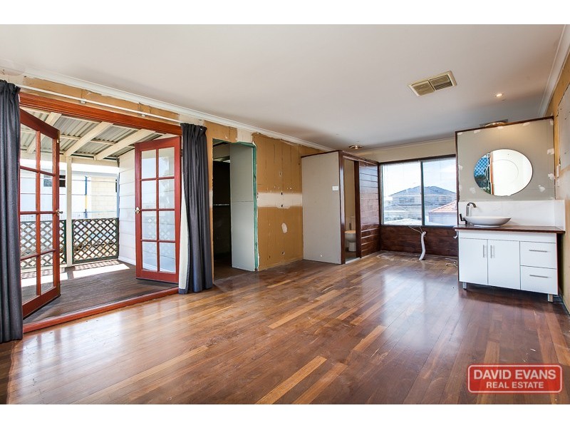 21 Fletcher Street, Rockingham WA 6168
