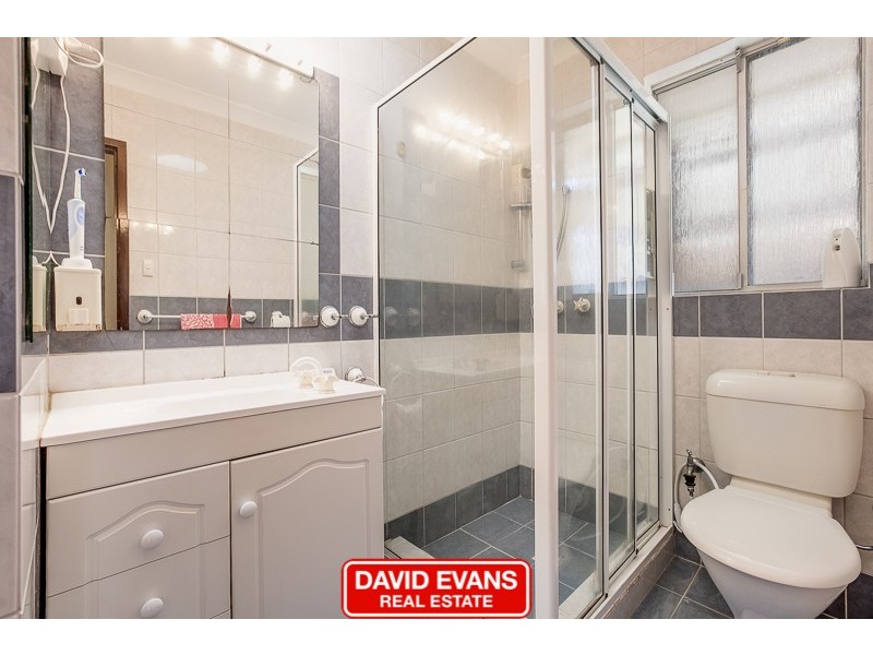 2 Markaling Close, Hillman WA 6168