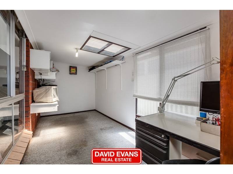 2 Markaling Close, Hillman WA 6168