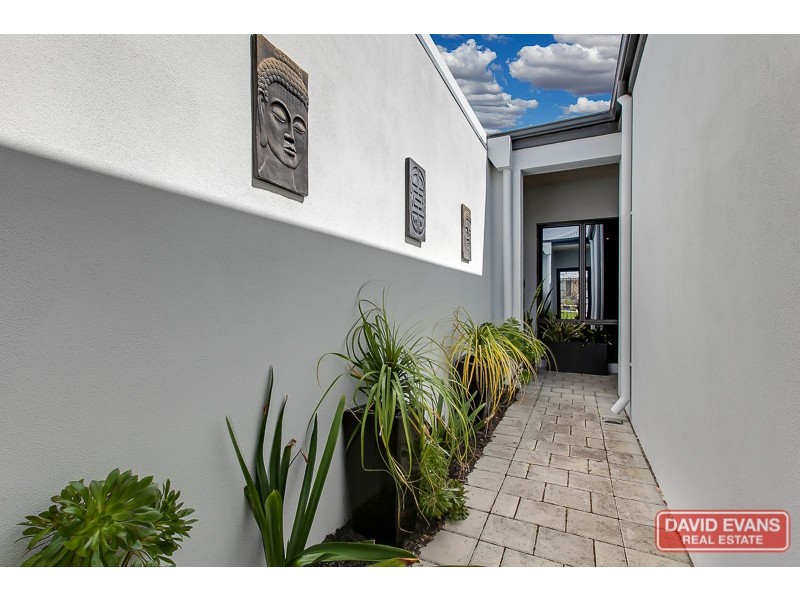 8 Parakeet Bend, Baldivis WA 6171