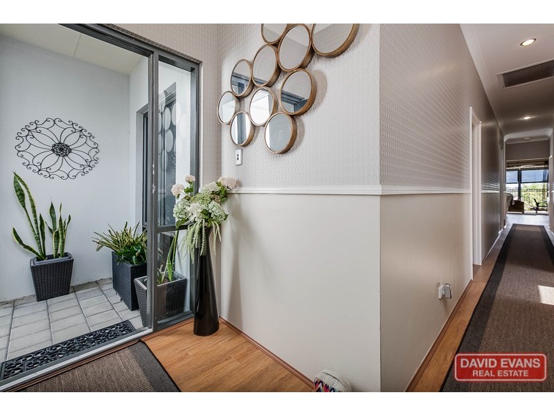 8 Parakeet Bend, Baldivis WA 6171