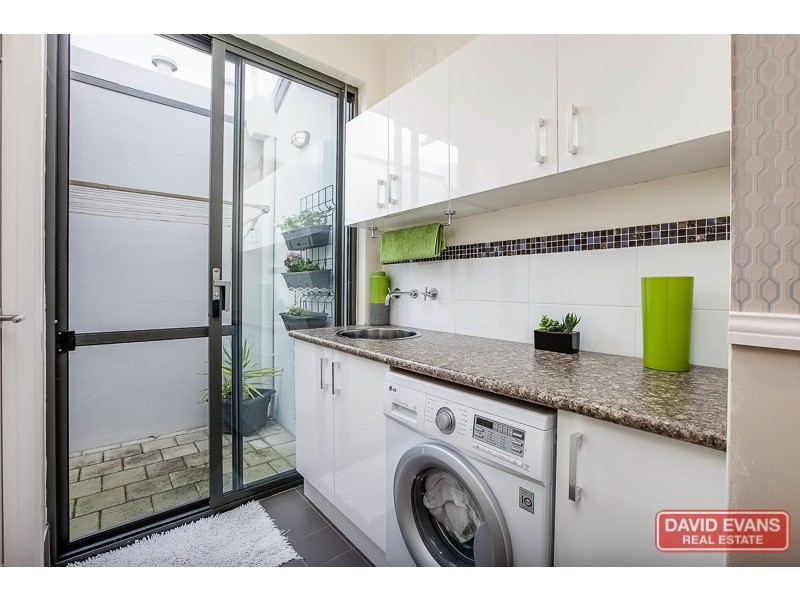 8 Parakeet Bend, Baldivis WA 6171