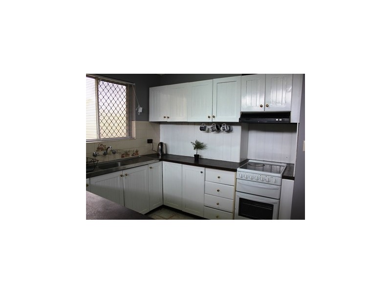 2 Coomel Close, Hillman WA 6168