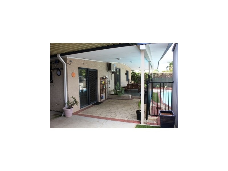 2 Coomel Close, Hillman WA 6168