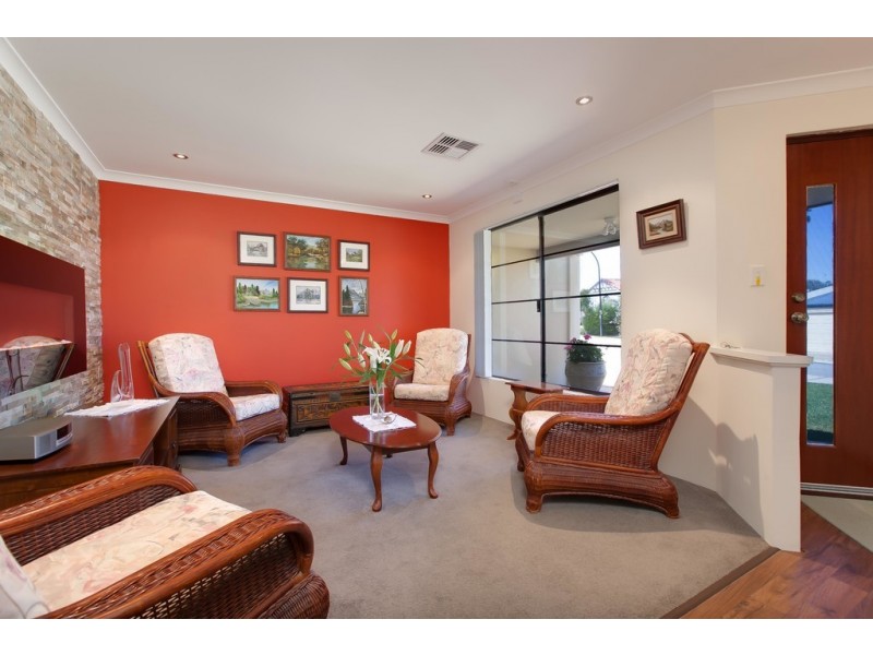 14 Ringwood Loop, Wellard WA 6170