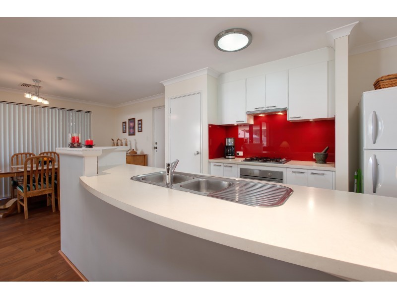 14 Ringwood Loop, Wellard WA 6170