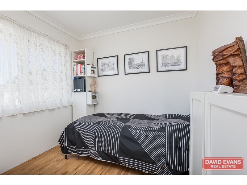 11/16 Hefron Street, Rockingham WA 6168