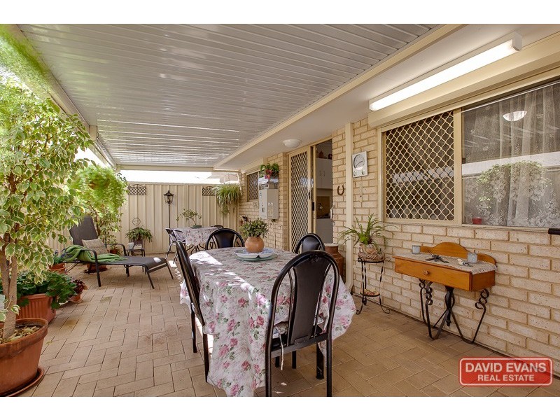 11/16 Hefron Street, Rockingham WA 6168