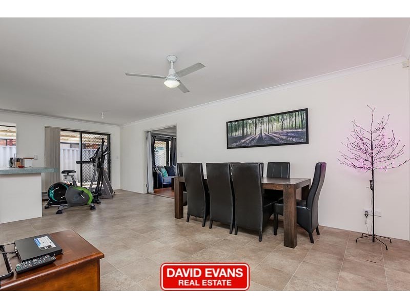 61 Fairview Drive, Waikiki WA 6169