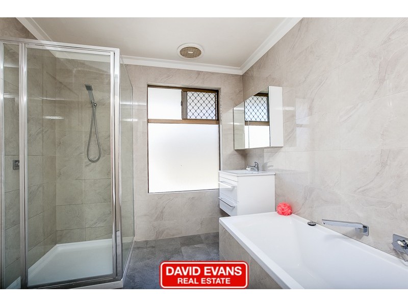 100 Donald Drive, Safety Bay WA 6169