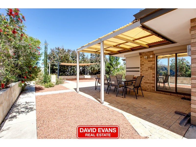 100 Donald Drive, Safety Bay WA 6169