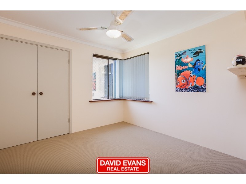 100 Donald Drive, Safety Bay WA 6169