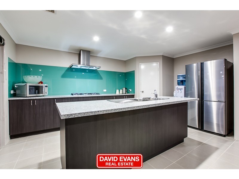 24 Remembrance Drive, Baldivis WA 6171