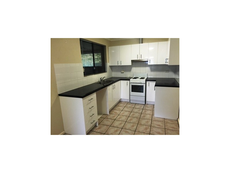 17 Cowan Street, Armadale WA 6112