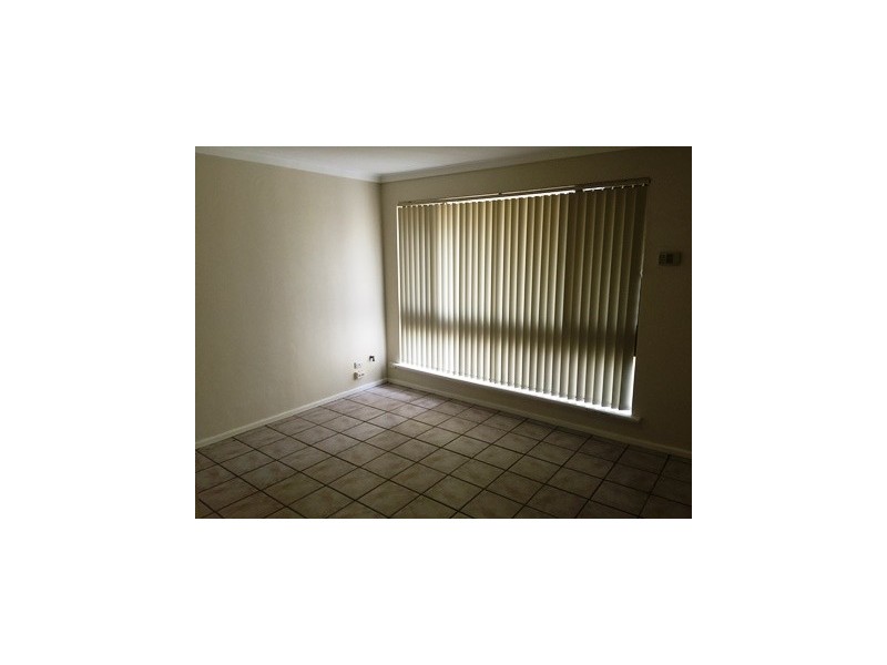 17 Cowan Street, Armadale WA 6112