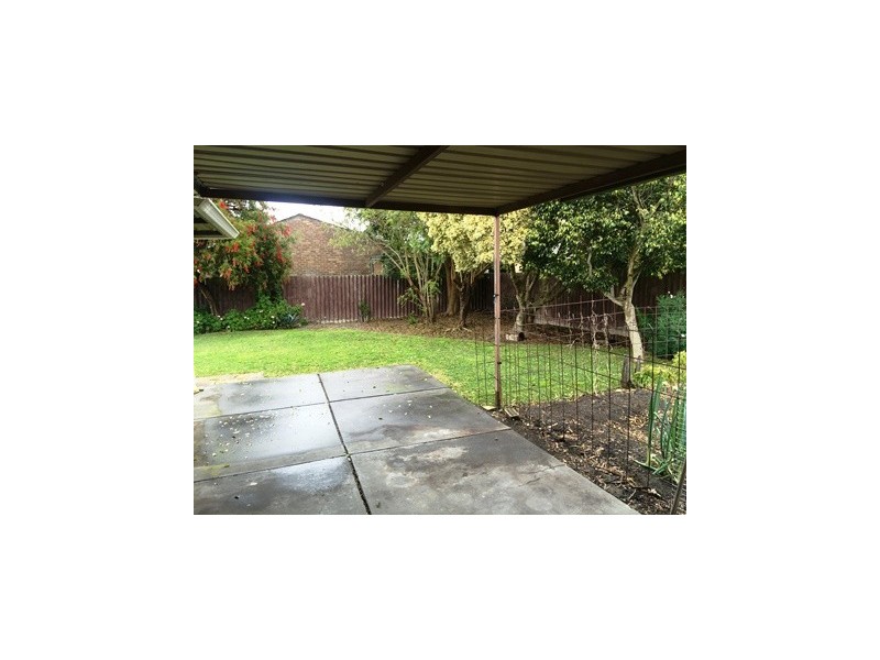 17 Cowan Street, Armadale WA 6112