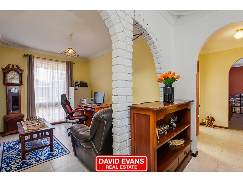 99 Unnaro Street, Hillman WA 6168