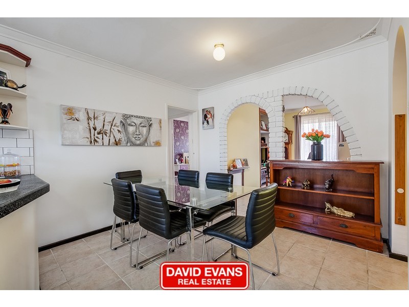 99 Unnaro Street, Hillman WA 6168