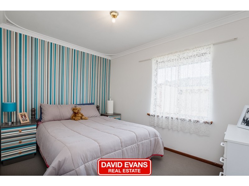 99 Unnaro Street, Hillman WA 6168