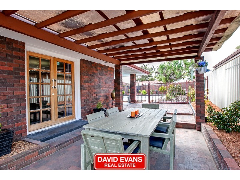 99 Unnaro Street, Hillman WA 6168