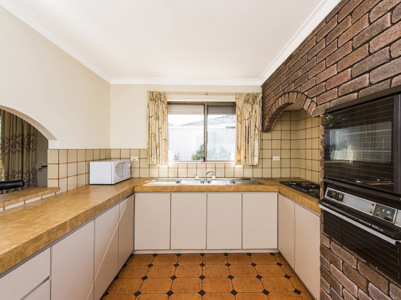 3 Monaghan Court, Hamilton Hill WA 6163