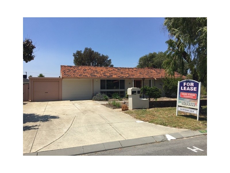 13 Cederdale Way, Safety Bay WA 6169