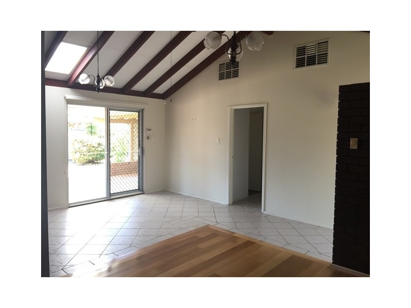 13 Cederdale Way, Safety Bay WA 6169