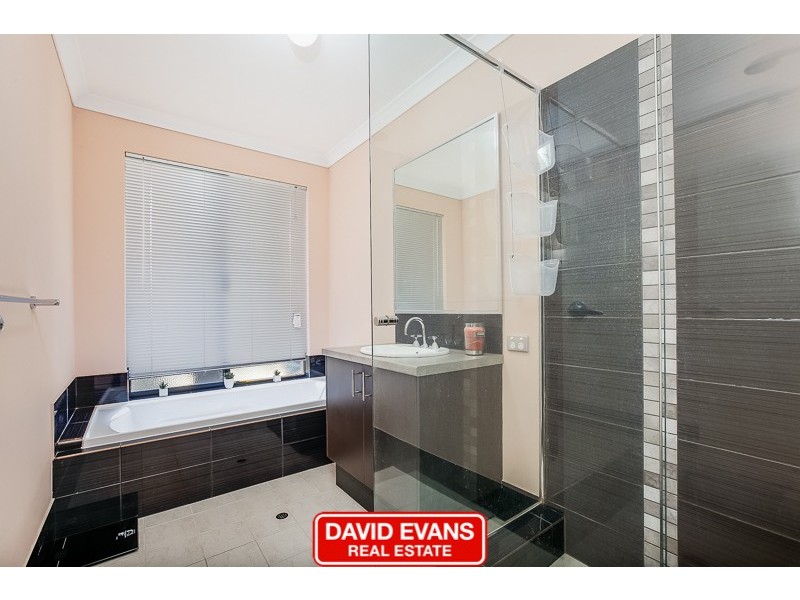 72 Burlington Drive, Baldivis WA 6171