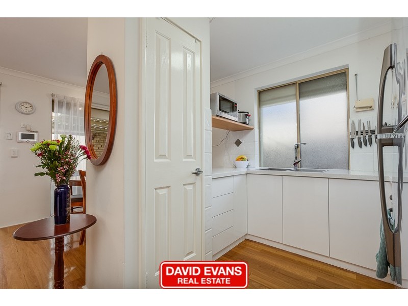 24/94 Simpson Avenue, Rockingham WA 6168