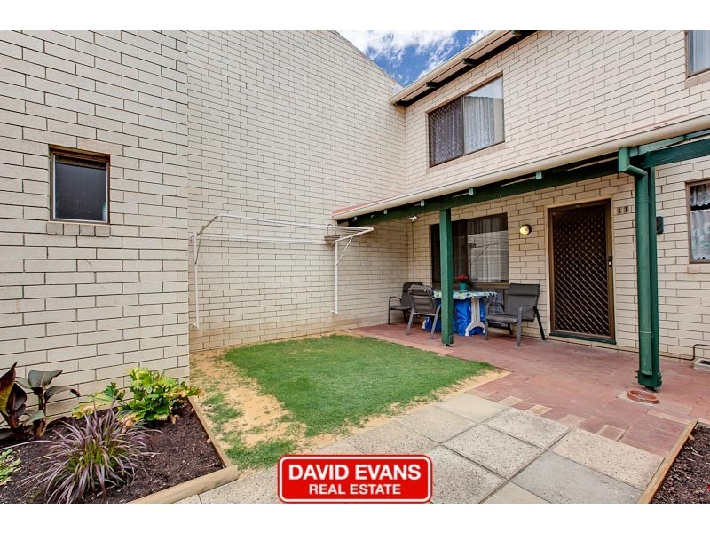 11/13 Merope Close, Rockingham WA 6168
