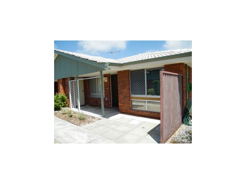 11/12 Hefron Street, Rockingham WA 6168