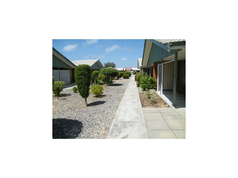 11/12 Hefron Street, Rockingham WA 6168