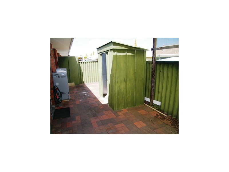 11/12 Hefron Street, Rockingham WA 6168