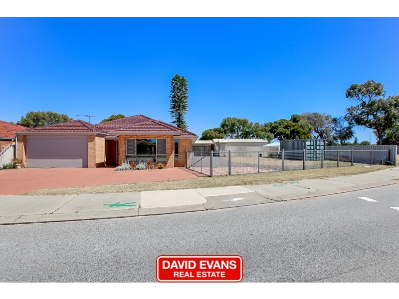 26 Parkland Drive, Warnbro WA 6169