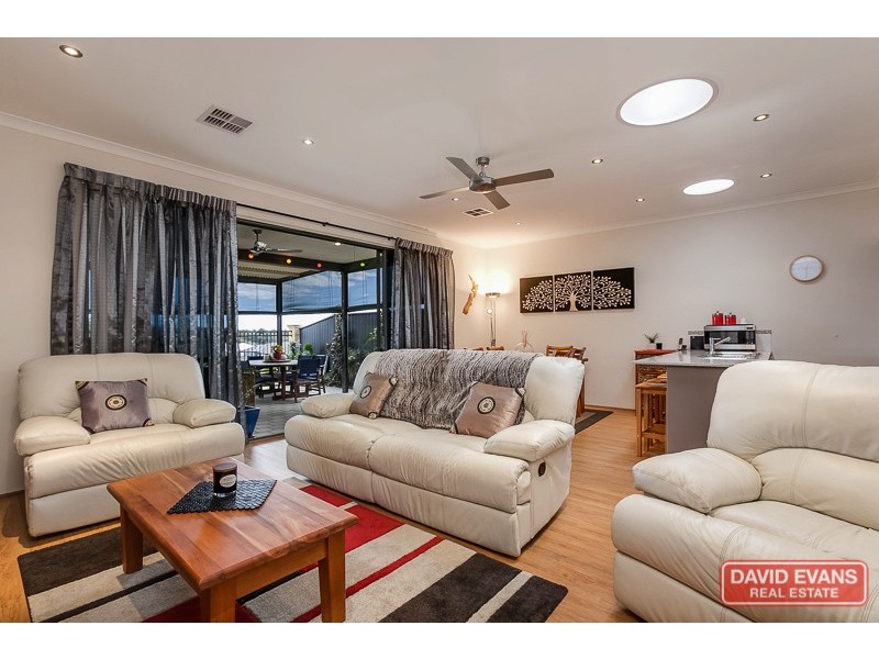 8 Parakeet Bend, Baldivis WA 6171