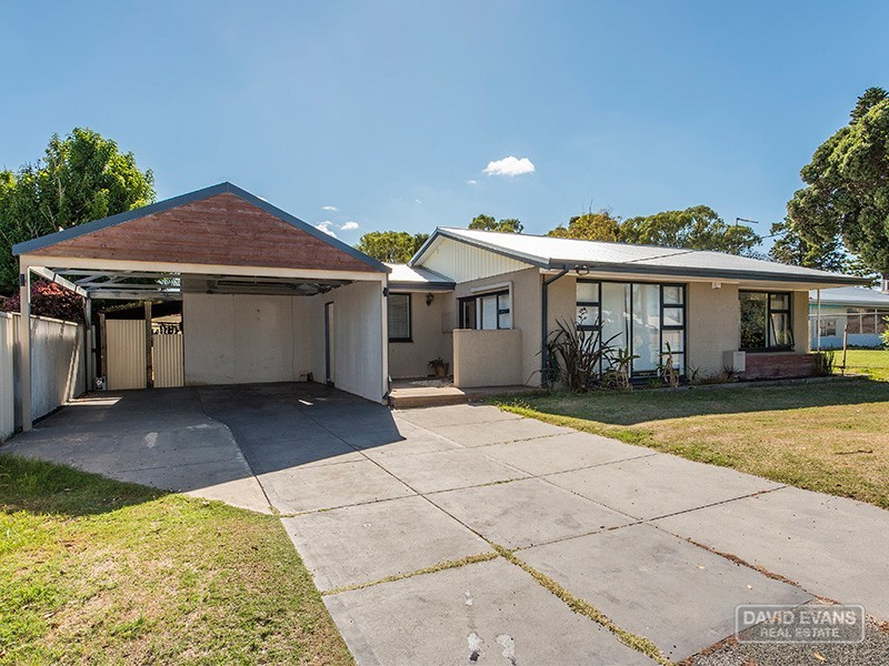 2 Centaurus Street, Rockingham WA 6168