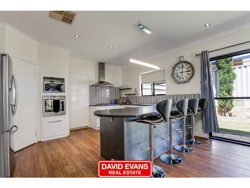 30 Hortonia Avenue, Secret Harbour WA 6173