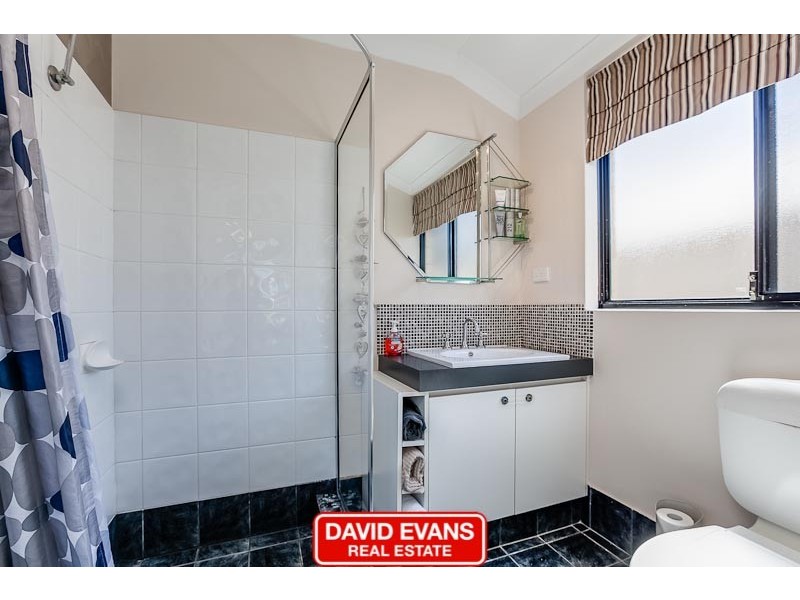 30 Hortonia Avenue, Secret Harbour WA 6173